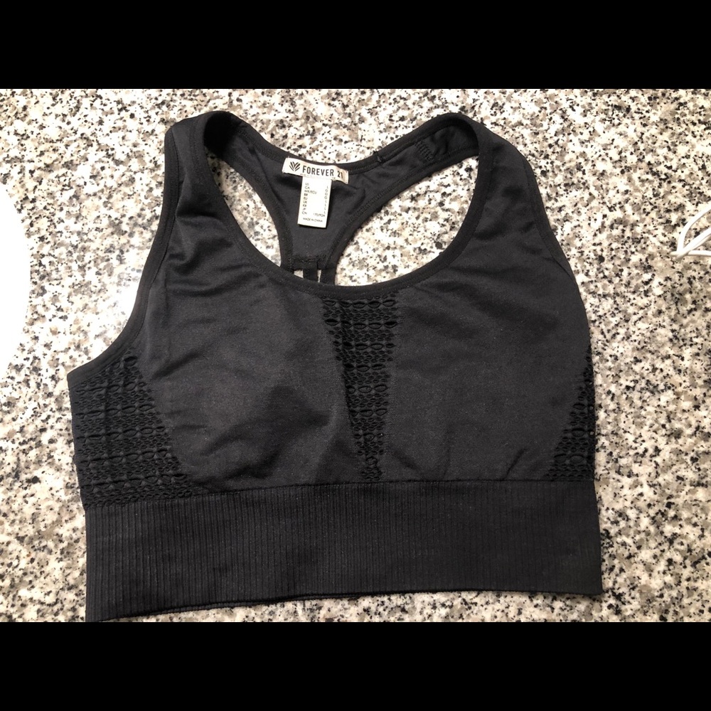 Sports bra